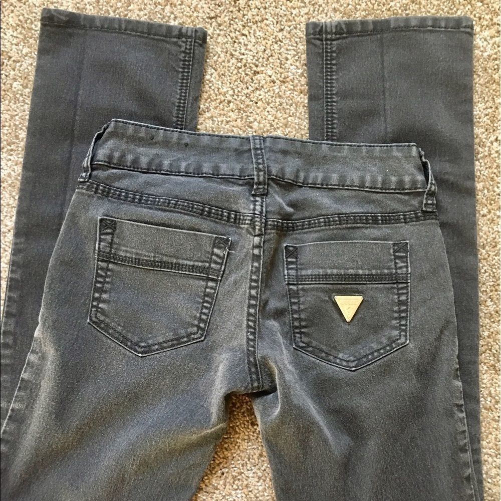 Sz 25 faded black / gray grey low rise guess jeans - Picture 3 of 5